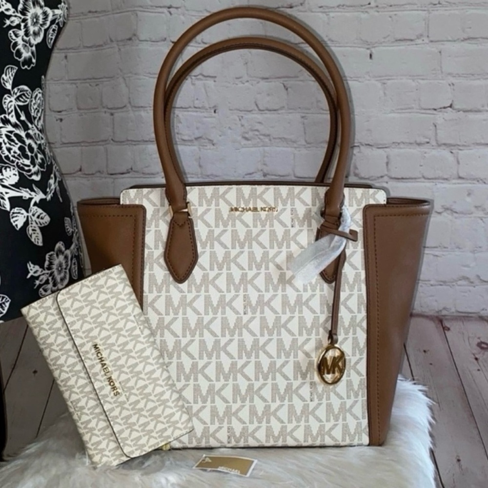 Michael Kors AYDEN Large NS Tote/JET SET TRAVEL Large Trifold Wallet 2pc Set